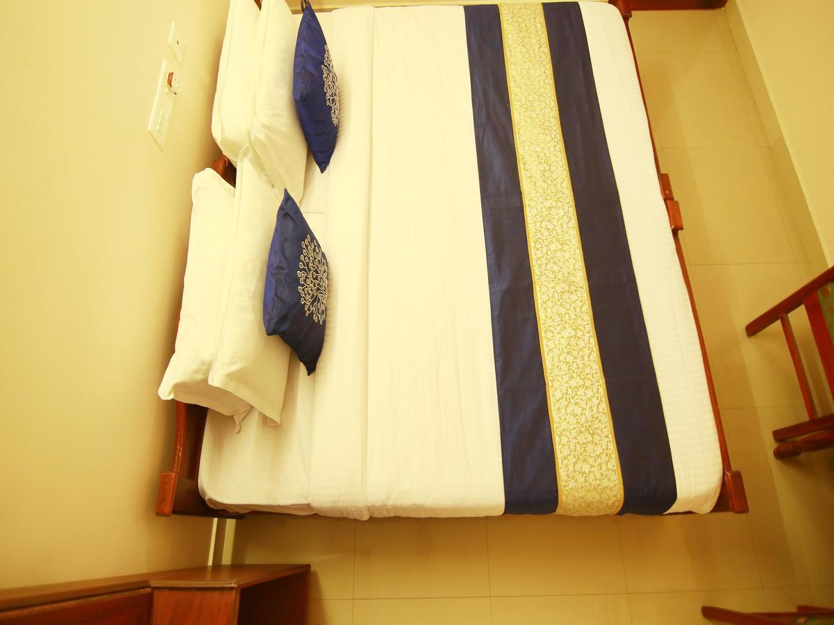 Oyo 4824 Hotel Star Kochi Exterior photo