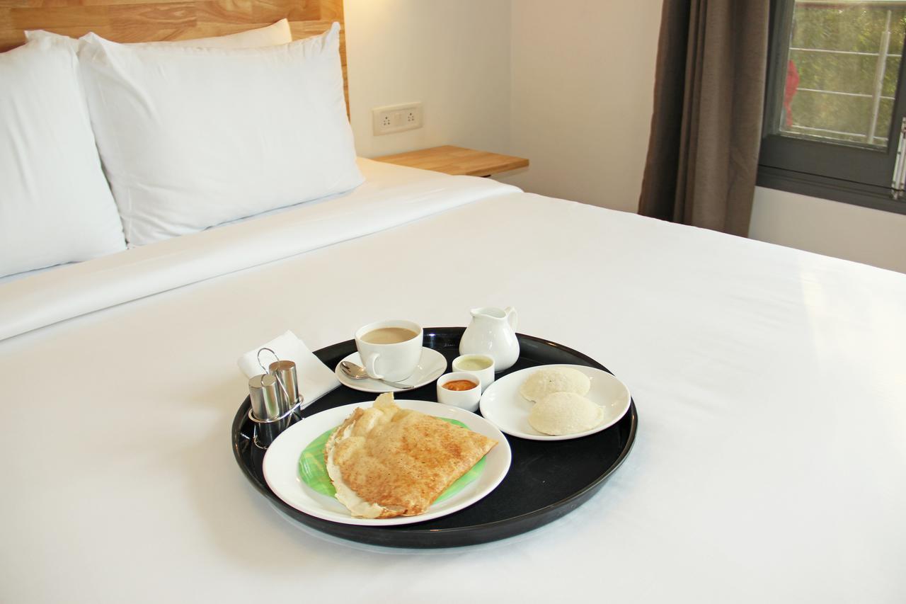 Oyo 4824 Hotel Star Kochi Exterior photo
